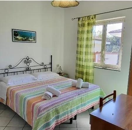 Ilaria Casa - Tropea Apartman *